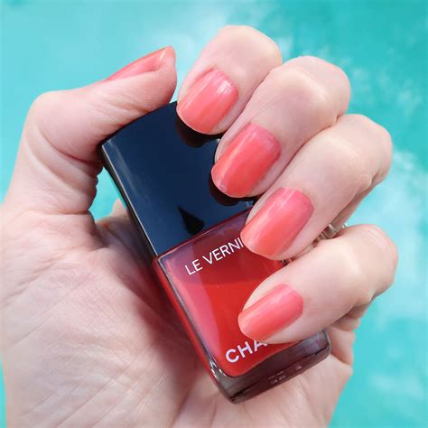 chanel diva nail polish